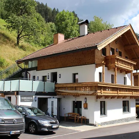 Kobelhaeusl Bei Hause - Yannick *